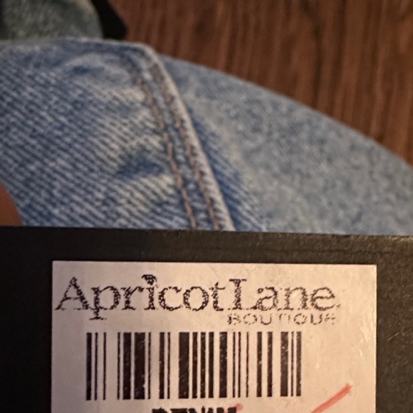 Blank NYC Jeans Blue Baxter Wide Leg Denim | Moto Faux Leather Biker - Picture 11 of 11